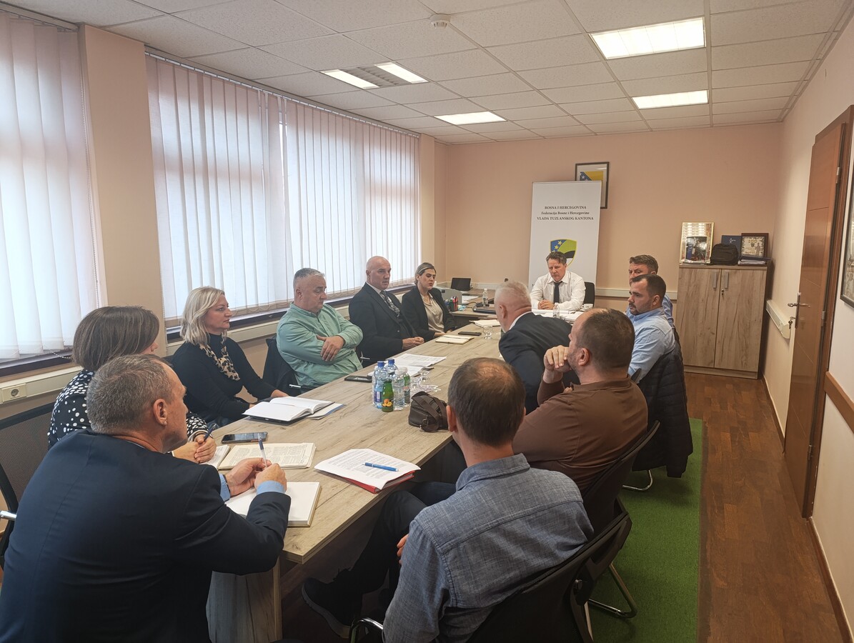 1762873413_6913504574c75