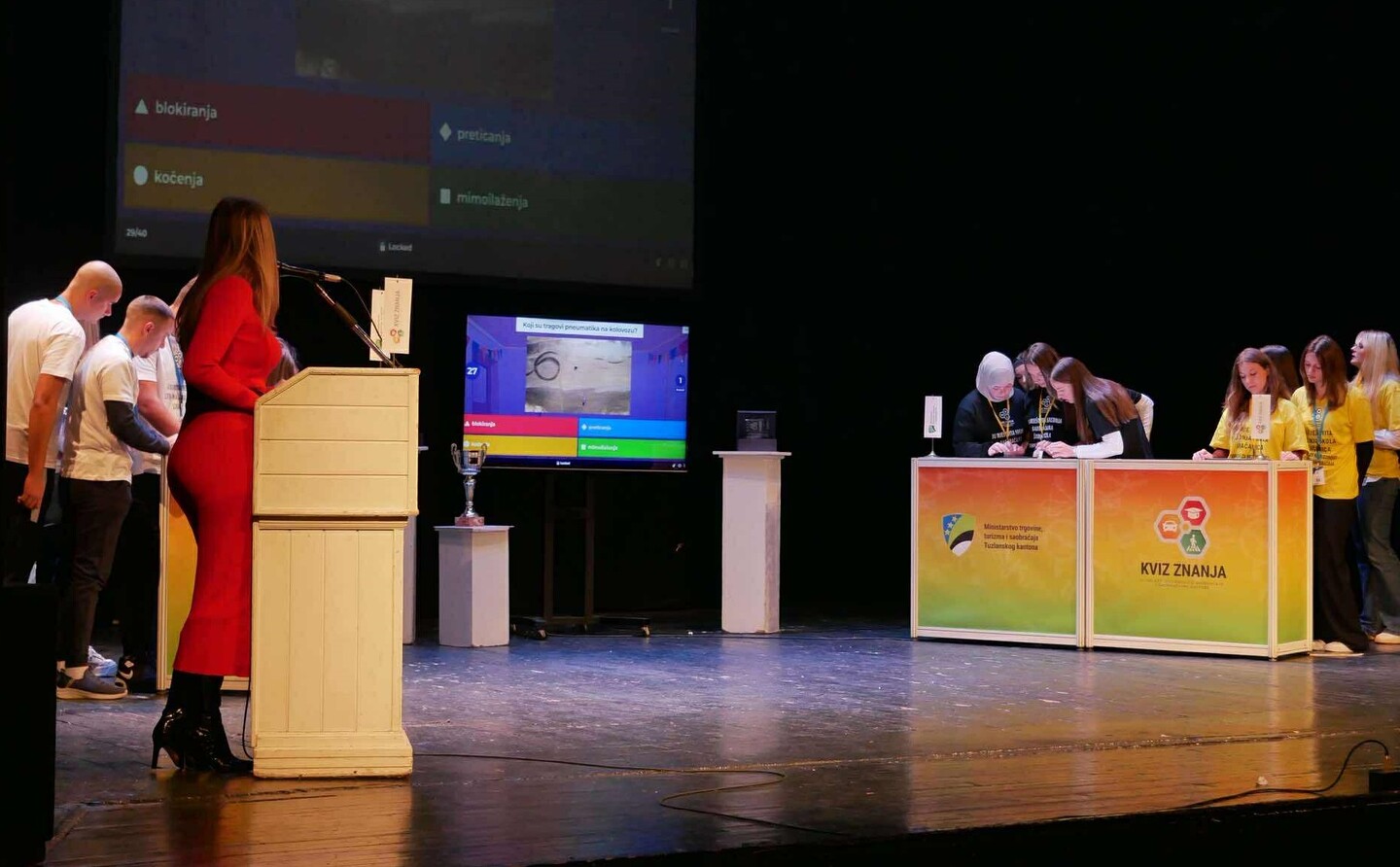 1762934563_69143f23a54e7