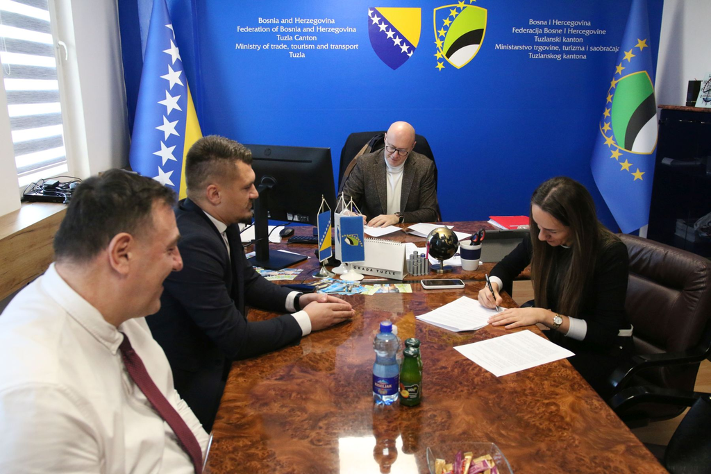 Potpisan ugovor o sufinansiranju još jedne brze punionice u TK