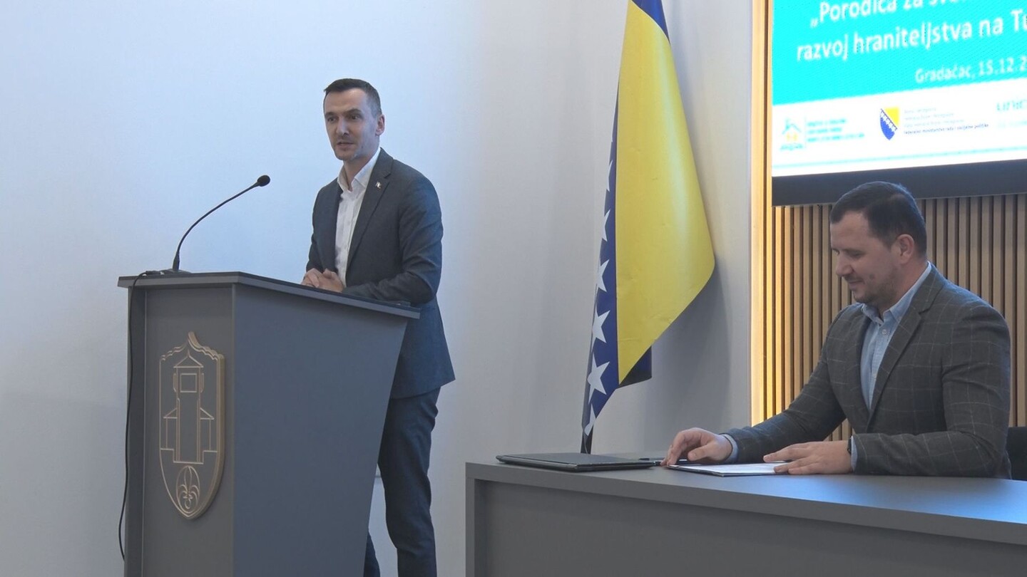 1765814759_694031e7ce8f2