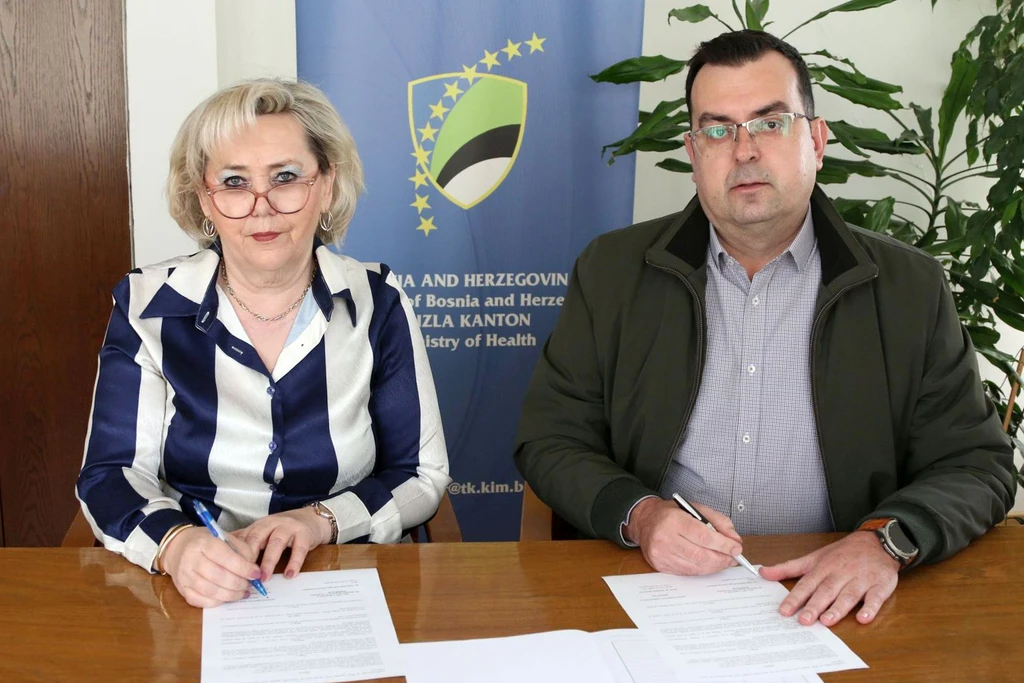 Ministrica zdravstva TK potpisala ugovore za podršku programu dobrovoljnog davalaštva krvi