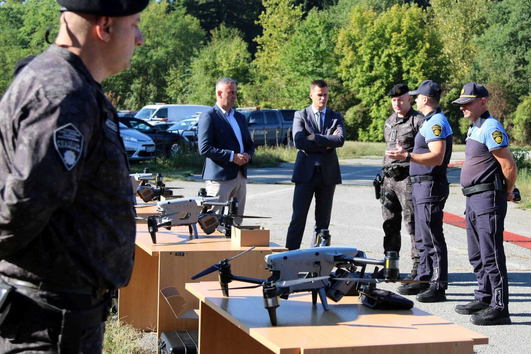 Posjeta premijera TK Jedinici policije za specijalnu podršku Uprave policije MUP-a TK